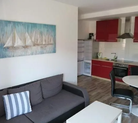 Apartment In With Terrace, Air Condition, Wifi, Washing Machine Baska (Krk)